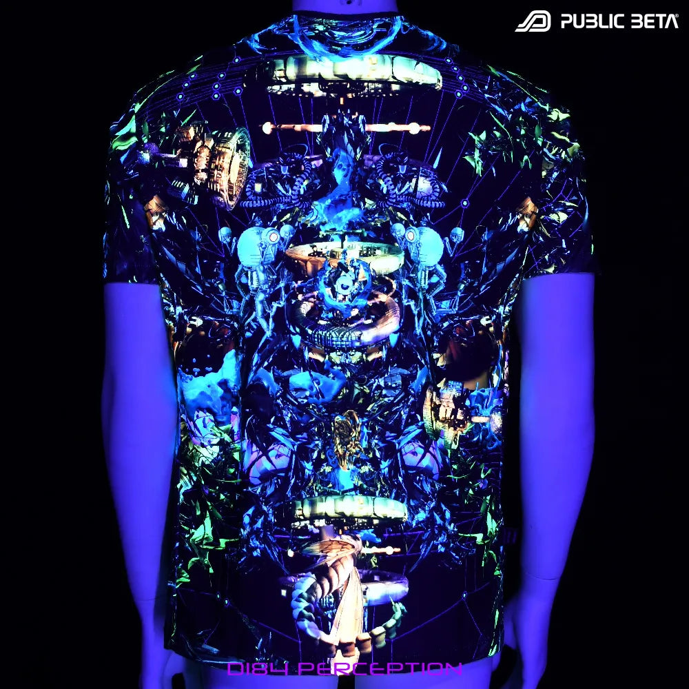 Glow in Blacklight T-Shirt / Perception D184