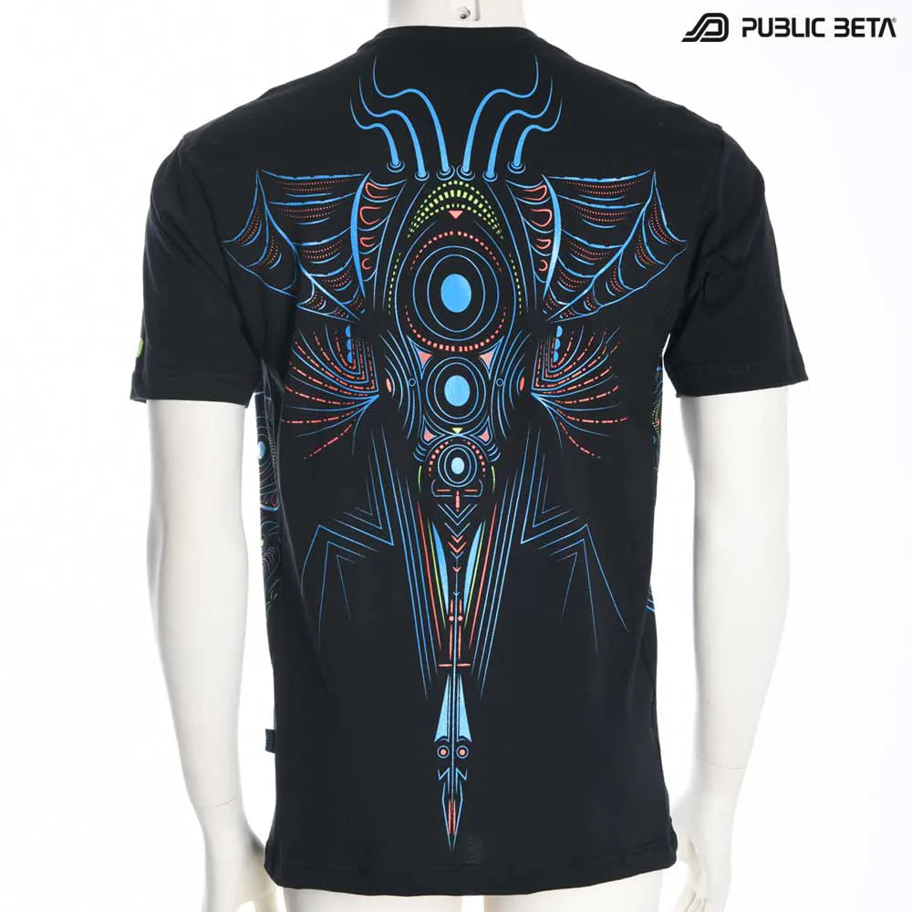 T-shirt with psychedelic UV-reactive graphics