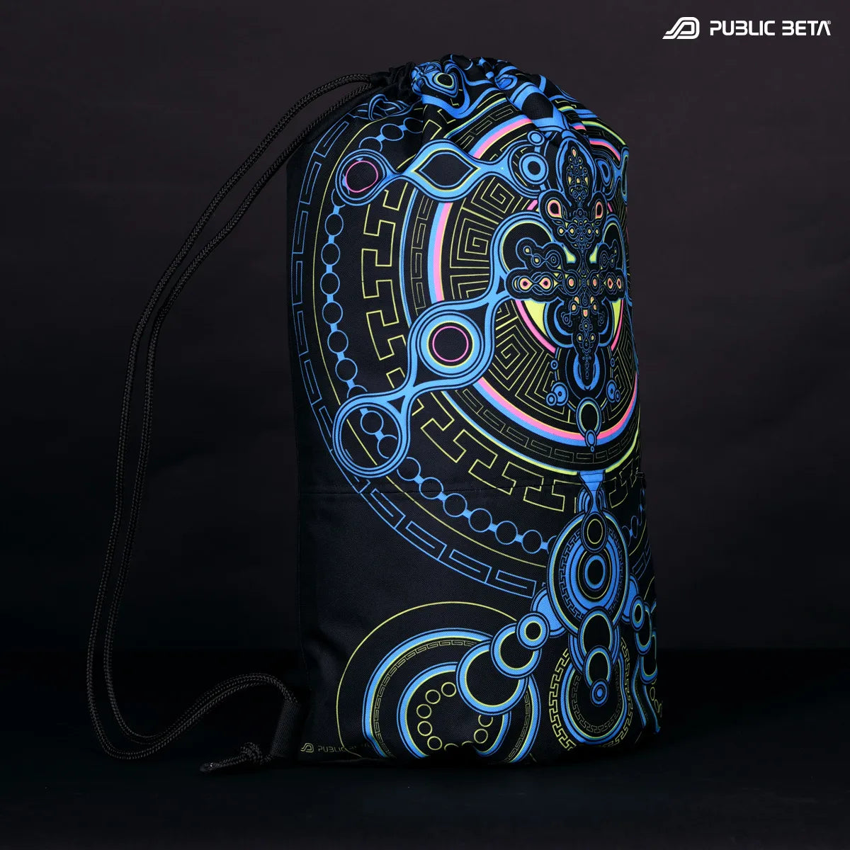 Drawstring bag with uv reactive psychedelic art print glowing 