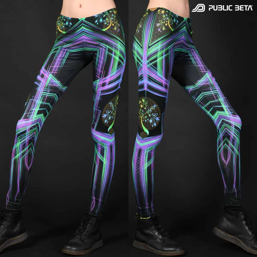 Leggings with UV-reactive psychedelic print 