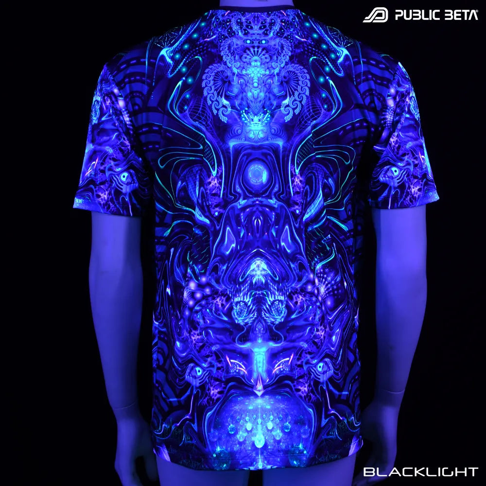 Glow in Blacklight T-Shirt / Mind Connection D162