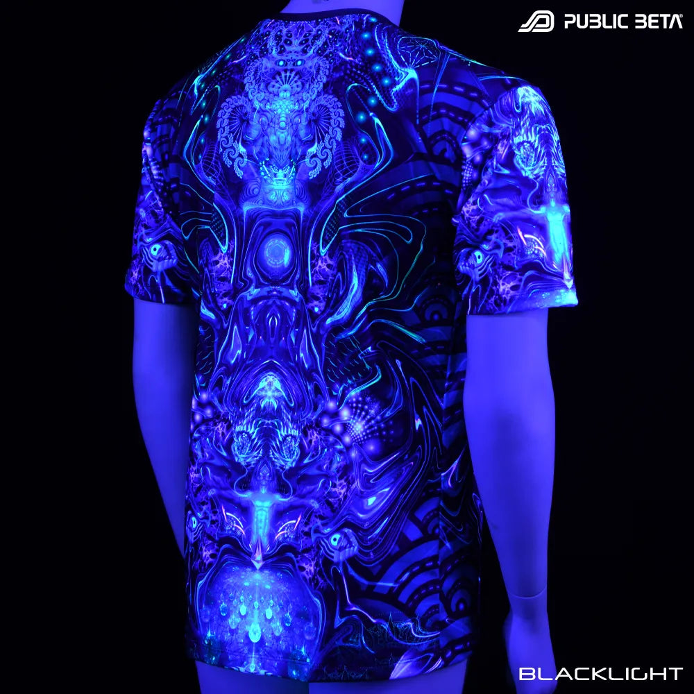 Glow in Blacklight T-Shirt / Mind Connection D162