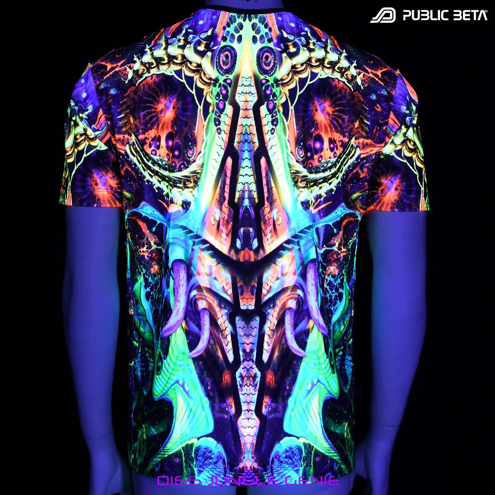 Glow in Blacklight T-Shirt / Jungle Genie D166