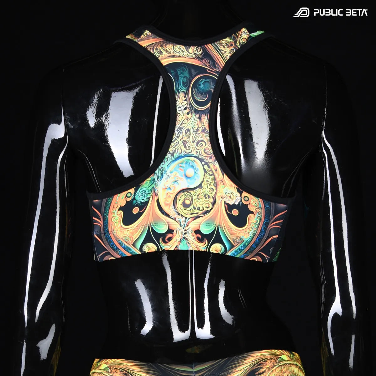 Active top with UV reactive art print 