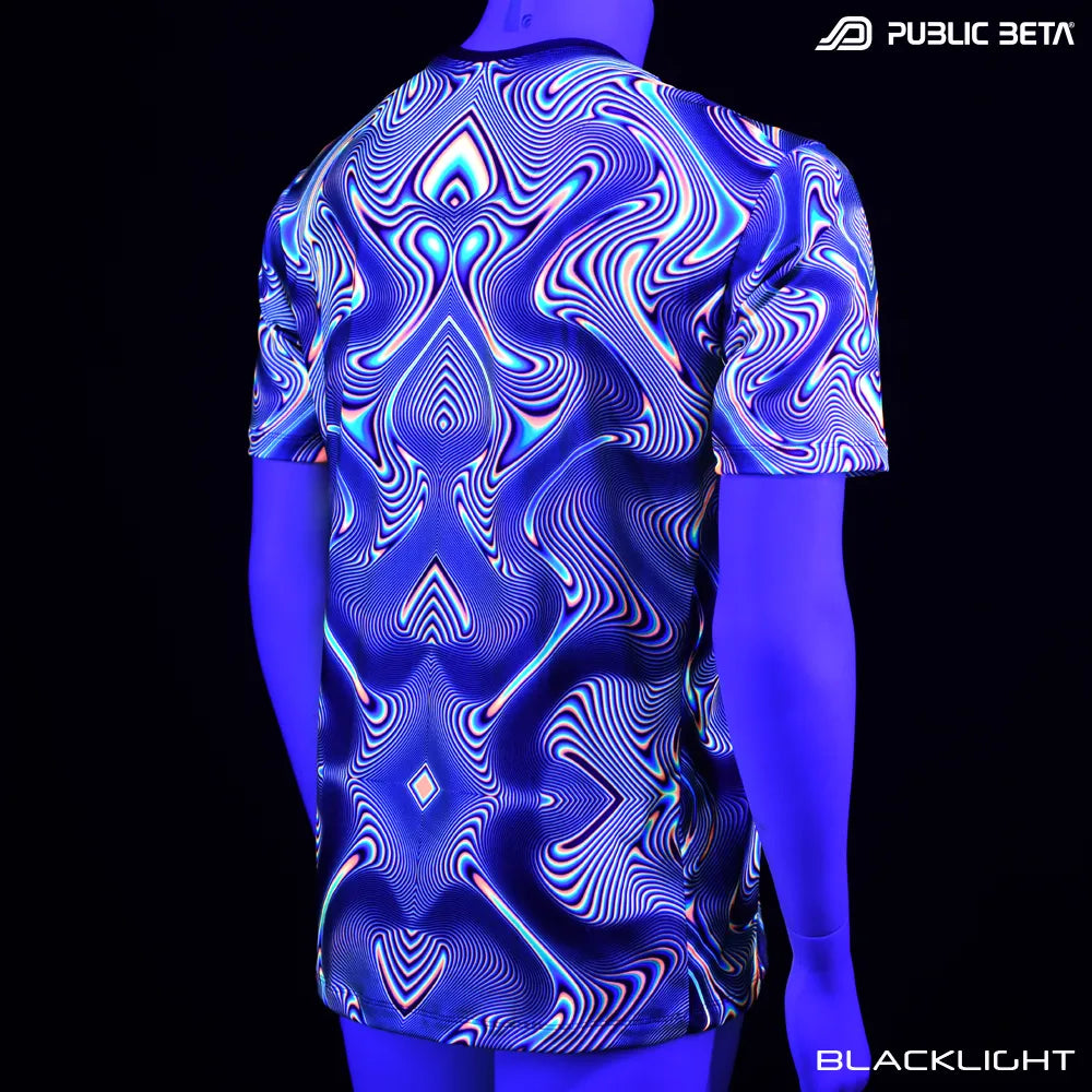 Liquid by Chaos Conzept D189 / Glow in Blacklight T-Shirt