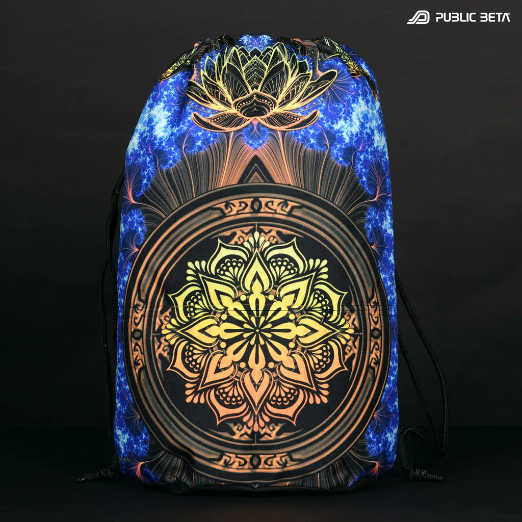 Drawstring bag with uv reactive psychedelic art print 