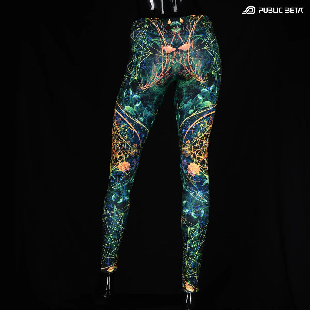Leggings with uv reactive art print  