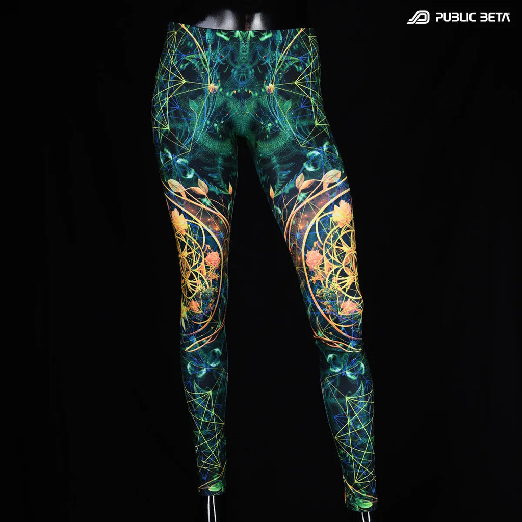Leggings with uv reactive art print  