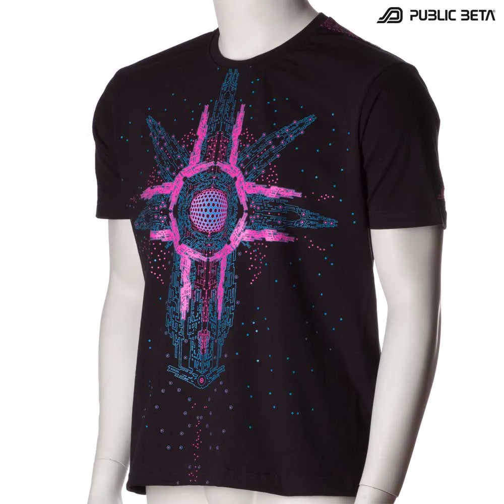 T-shirt with geometric UV-reactive graphics 