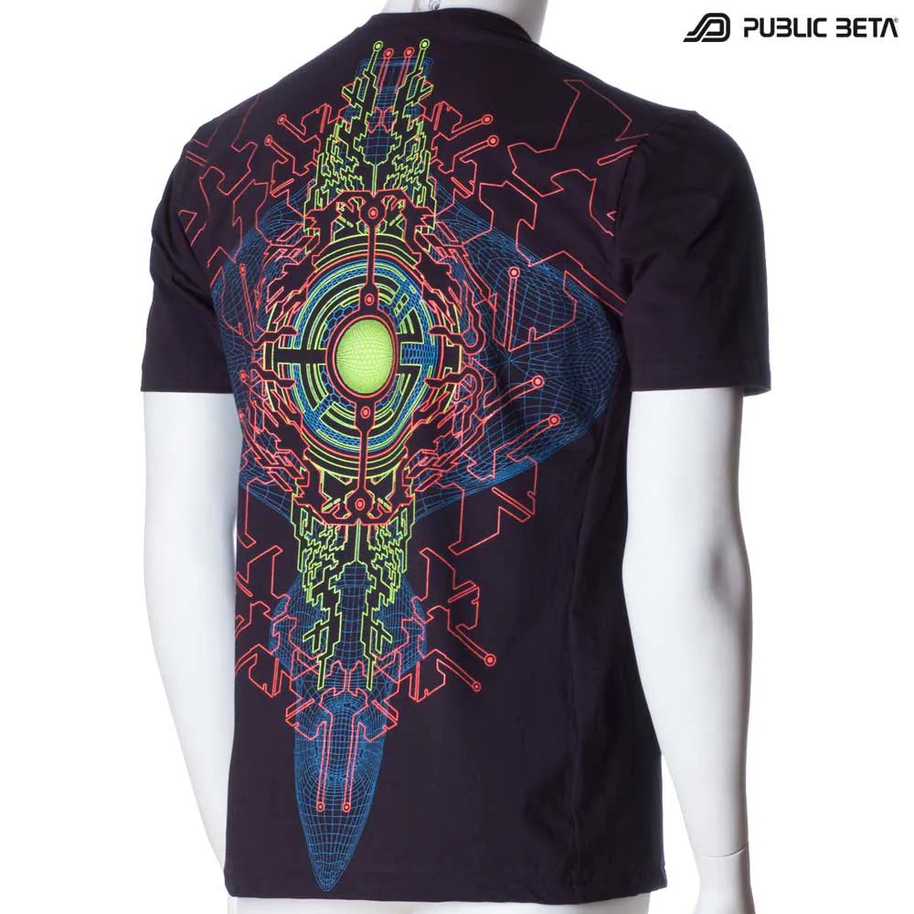 T-shirt with geometric UV-reactive graphics