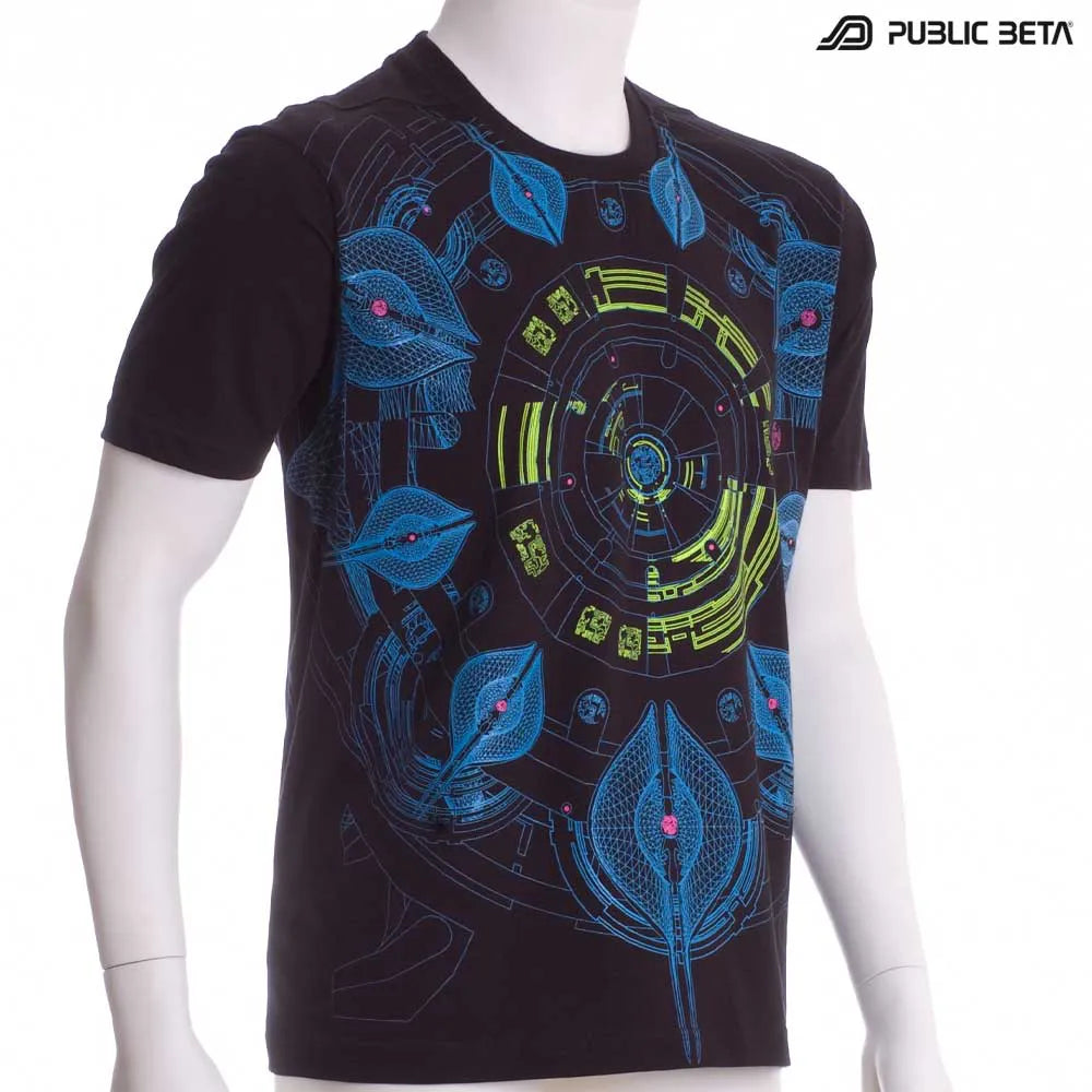 t-shirt with UV-reactive psychedelic art print 