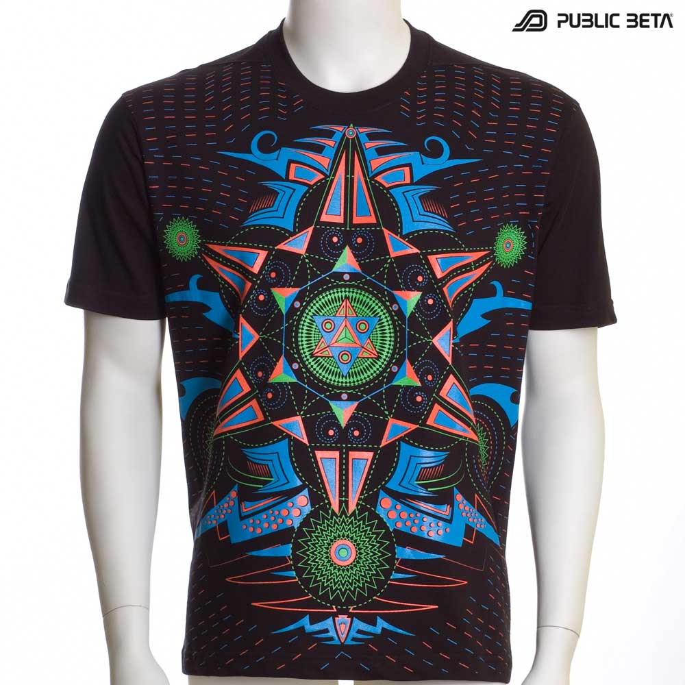 T-shirt with Hexodus UV-reactive graphics