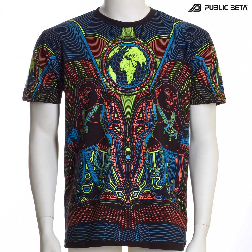 T-shirt with Earth Protector UV-reactive graphics