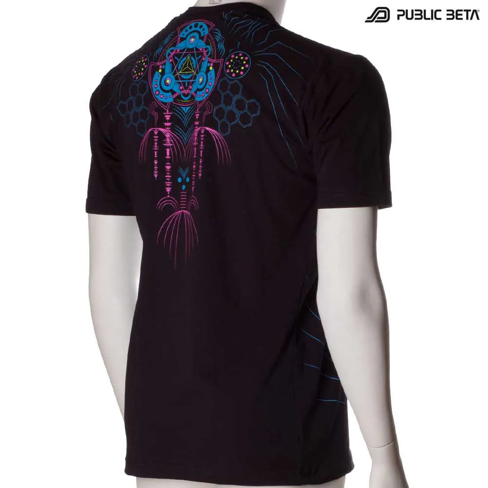 T-shirt with UV-reactive psychedelic print 