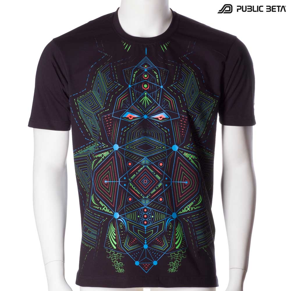 T-shirt with Multidimensional UV-reactive graphics