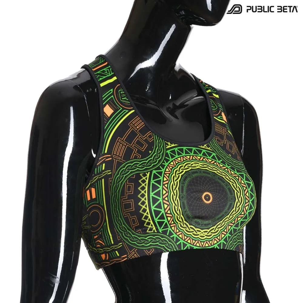 Active top with geometric UV-reactive graphics